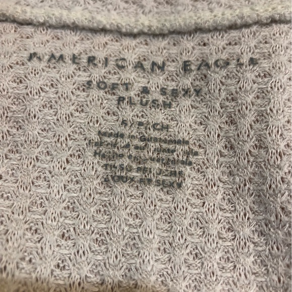 American Eagle Long Sleeve shirt - Picture 2 of 2